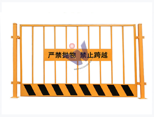 安装基坑护栏时怎样保证安全？安装基坑护栏规范